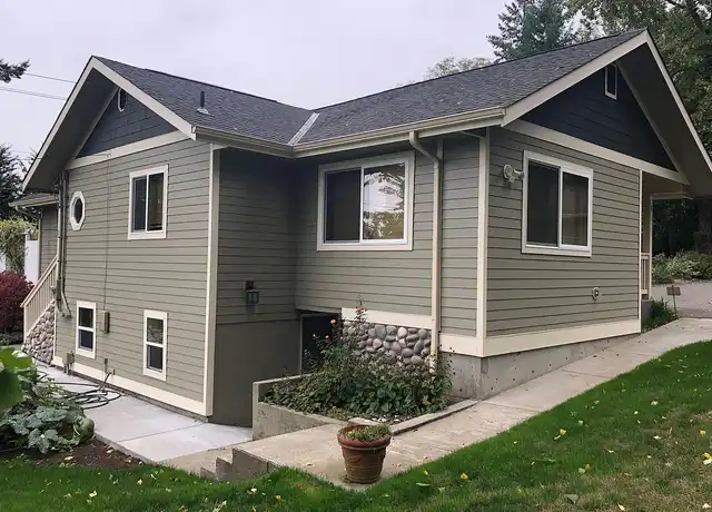 Property at 2550 SE Mullenix Rd, Port Orchard, WA, 98367, 3 beds, 2 baths, [object Object]