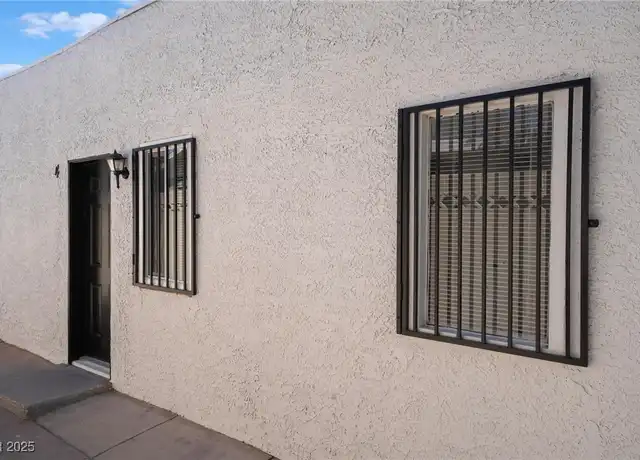 Property at 3045 Cedar St Unit 4, Las Vegas, NV, 89104, 1 bed, 1 bath, [object Object]