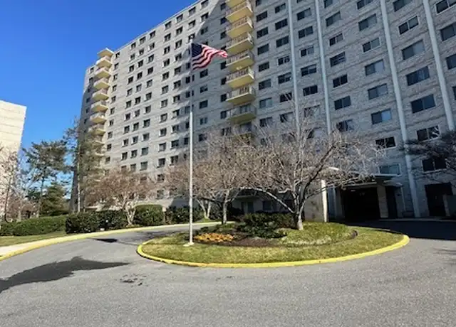 Property at 1111 University Blvd W, Silver Spring, MD, 20902, 2 beds, 2 baths, [object Object]