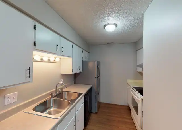 Property at 3220 W 13th St Unit 14, Grand Island, NE, 68803, 2 beds, 1 bath, [object Object]