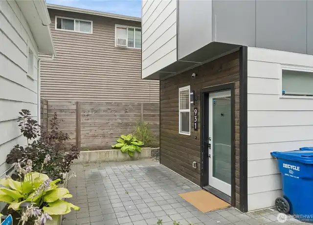 Property at 931 NW 52nd St, Seattle, WA, 98107, 2 beds, 2 baths, [object Object]
