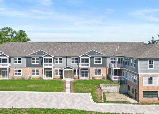 Photo of 401 Haber Rd Unit 108, Cary, IL 60013