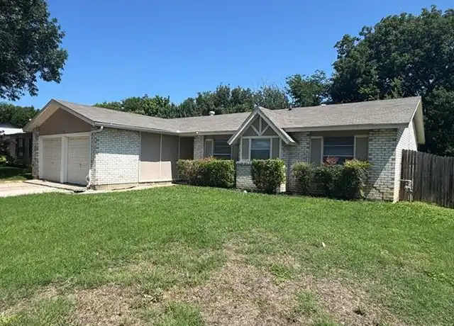 Property at 1603 Natches Dr, Arlington, TX, 76014, 4 beds, 2 baths, [object Object]