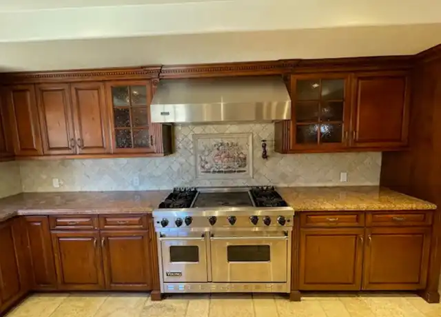 Property at 1131 Fuchsia St Unit 1131, Oxnard, CA, 93036, 4 beds, 2.5 baths, [object Object]