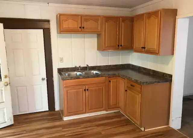 Property at 1210 Gomber Ave, Cambridge, OH, 43725, 2 beds, 1.5 baths, [object Object]