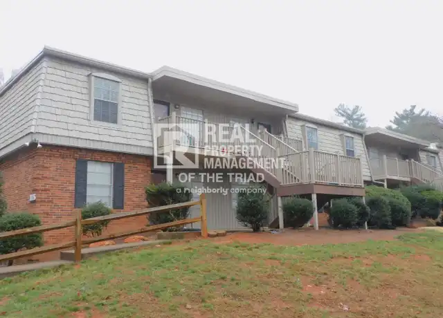 Property at 3826 Country Club Rd, Winston Salem, NC, 27104, 2 beds, 1 bath, [object Object]