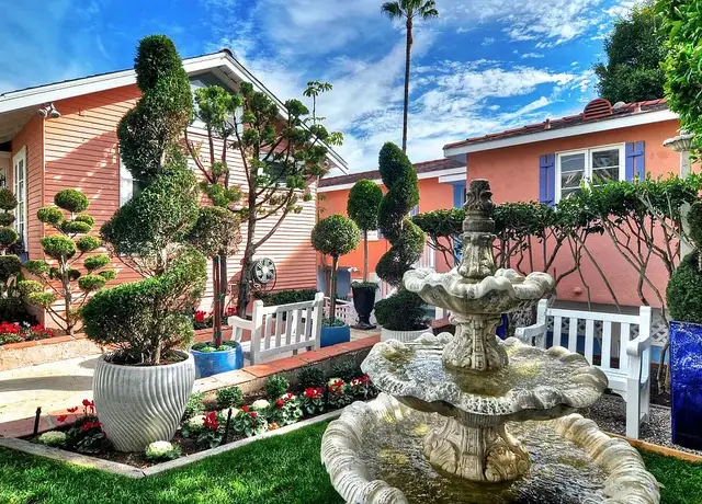 Photo of 212 N Coast Hwy, Laguna Beach, CA 92651