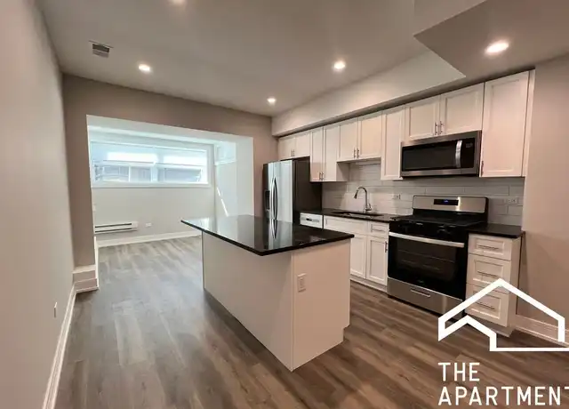 Property at 706 W Grace St, Chicago, IL, 60613, 2 beds, 1 bath, [object Object]