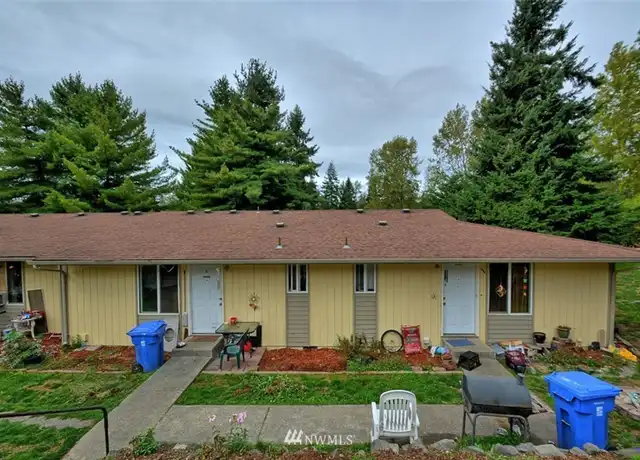 Property at 5002 S 58th St Unit A, Tacoma, WA, 98409, 2 beds, 1 bath, [object Object]