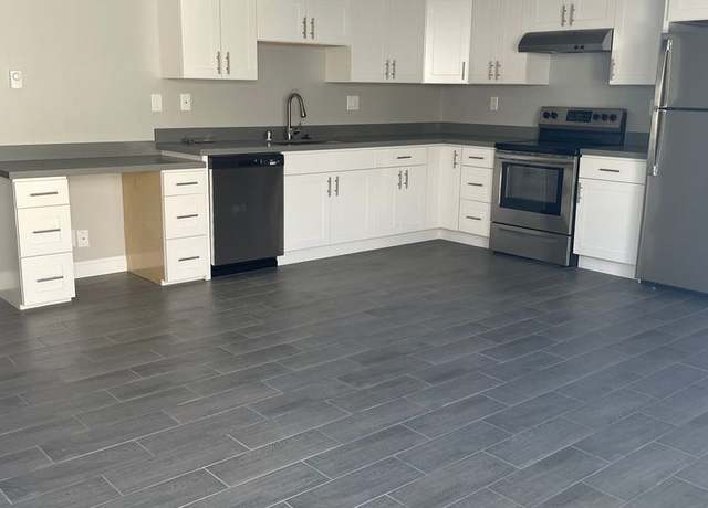 Photo of 400 Laurel St Unit 213, San Carlos, CA 94070