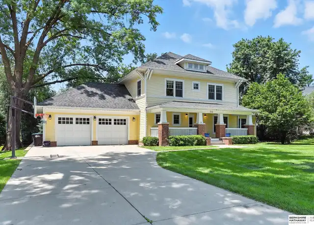 Property at 510 S 89th St, Omaha, NE, 68114, 5 beds, 3.5 baths, [object Object]