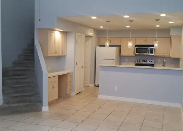 Property at 1302 E Aire Libre Ave Unit 104, Phoenix, AZ, 85022, 3 beds, 2 baths, [object Object]