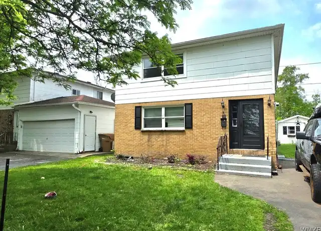 Property at 50 Strasbourg Dr Unit Upper, Cheektowaga, NY, 14227, 3 beds, 1 bath, [object Object]