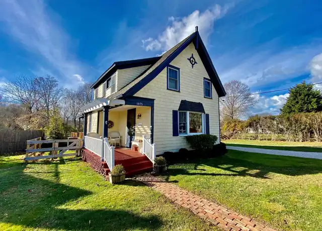 Property at 1975 Youngs Ave, Southold, NY, 11971, 3 beds, 2 baths, [object Object]