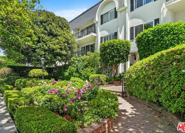 Property at 404 San Vicente Blvd #201, Santa Monica, CA, 90402, 2 beds, 2 baths, [object Object]