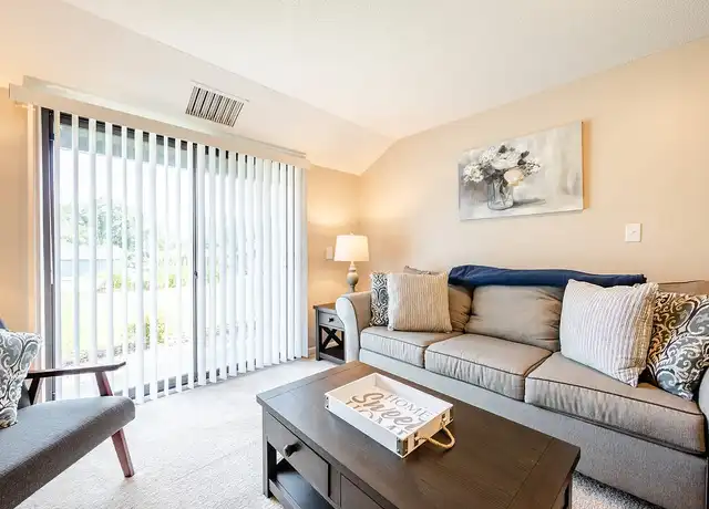Property at Princeton Bradford - 28 Forest Acres Dr, Haverhill, MA, 01835, 1-2 bed, 1 bath, [object Object]