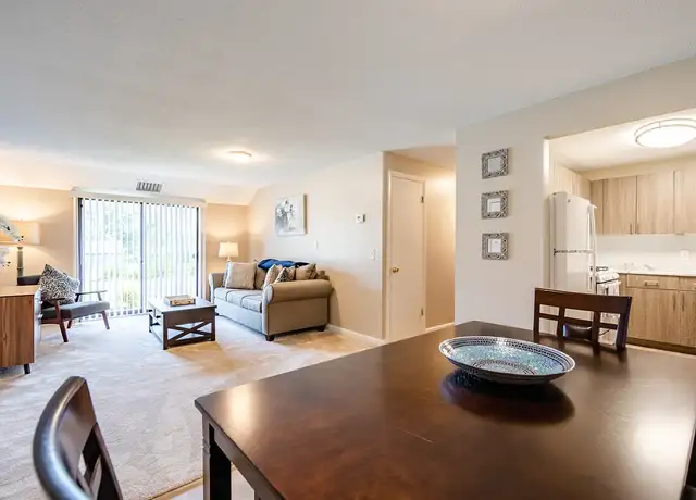 Photo of 28 Forest Acres Dr, Haverhill, MA 01835