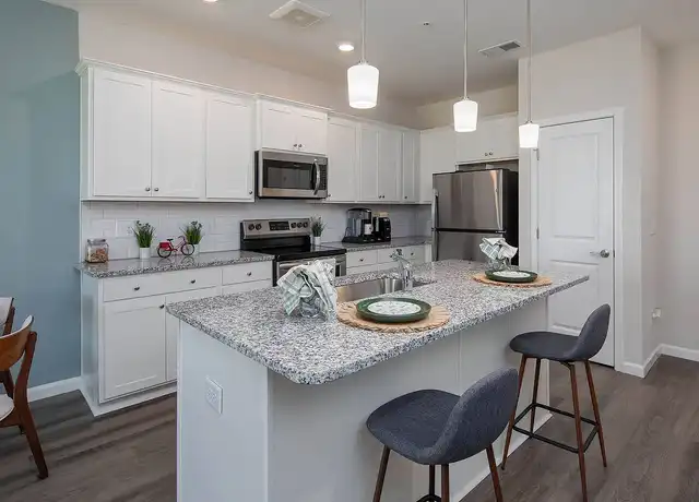 Property at Crest at Arden Village - 2401 Arden Village Dr, Columbia, TN, 38401, 1 bed, 1 bath, [object Object]