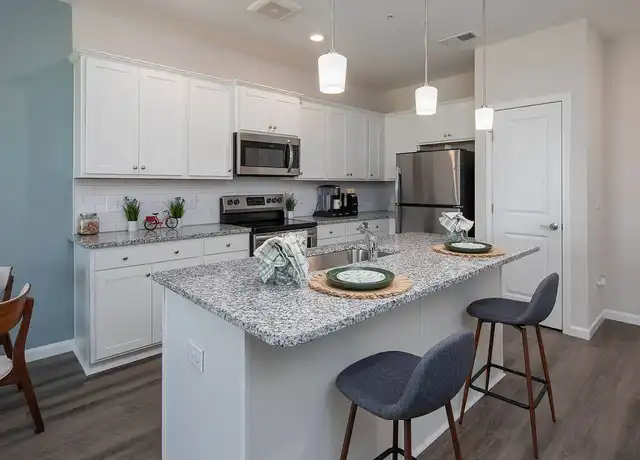 Property at Crest at Arden Village - 2401 Arden Village Dr, Columbia, TN, 38401, 1 bed, 1 bath, [object Object]