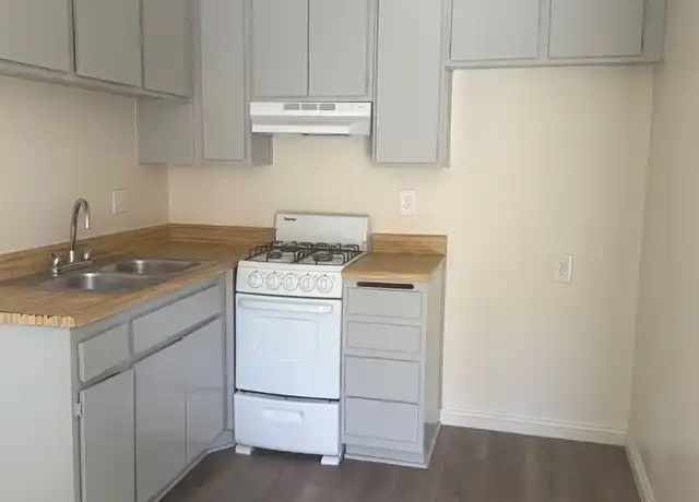 Property at 7320 Foothill Blvd Unit 109, Tujunga, CA, 91042, 1 bed, 1 bath, [object Object]