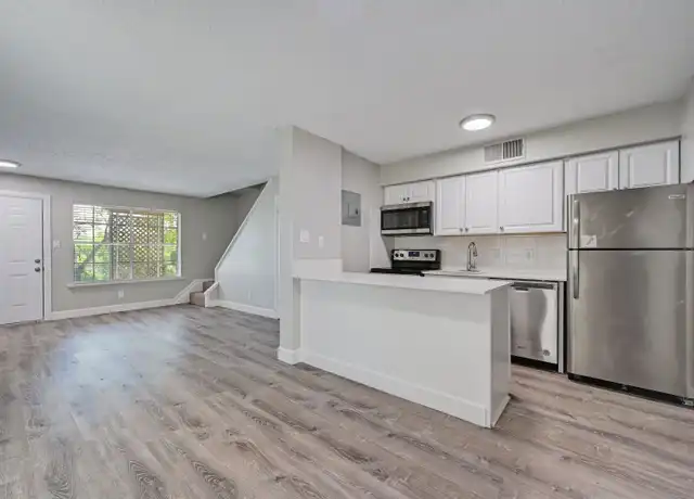 Property at 1200 Banister Ln Unit 6, Austin, TX, 78704, 2 beds, 1 bath, [object Object]