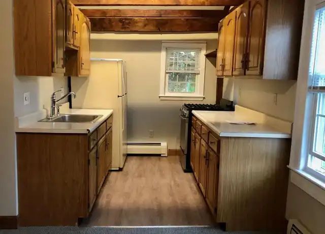 Property at 9 Red Spring Rd Unit 5, Andover, MA, 01810, 1 bed, 1 bath, [object Object]