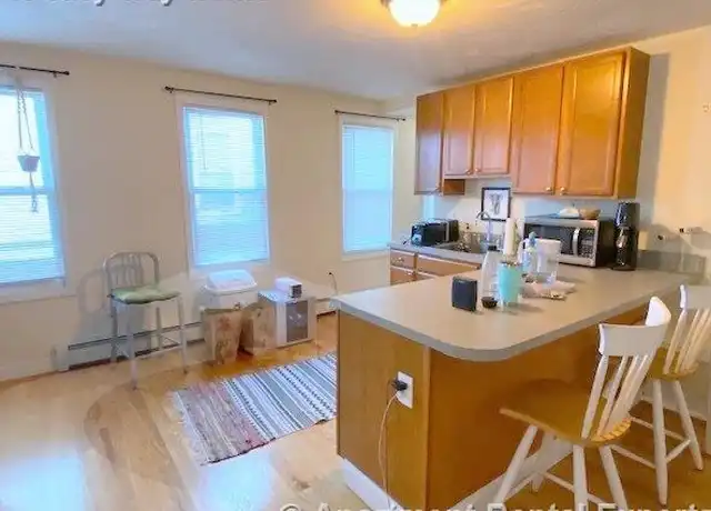 Property at 395 Columbia St Unit 2, Cambridge, MA, 02141, 2 beds, 1 bath, [object Object]