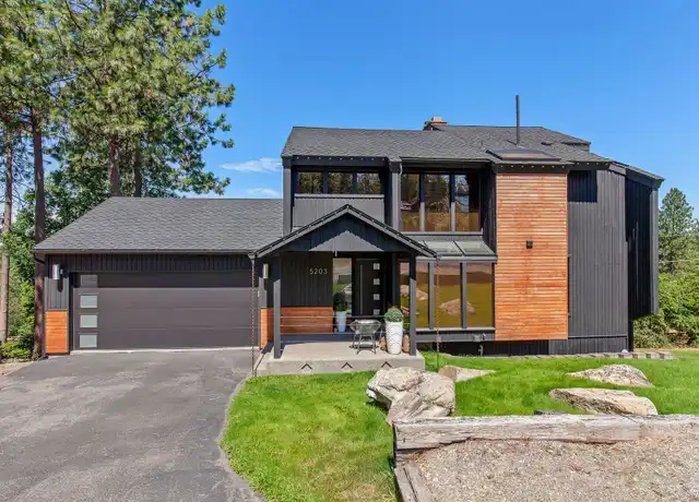 Property at 5203 E 16th Ave, Spokane Valley, WA, 99212, 3 beds, 2.5 baths, [object Object]
