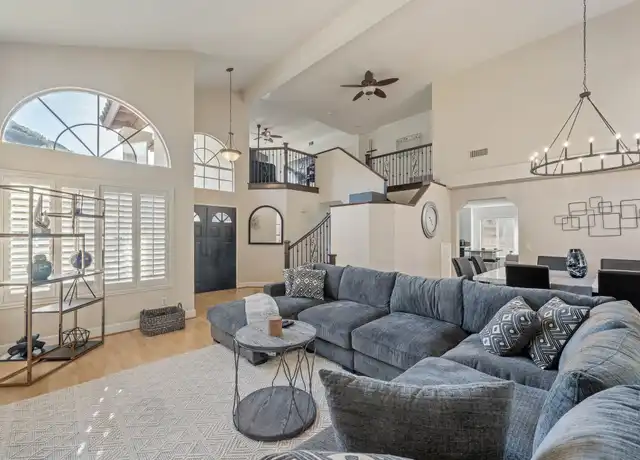 Property at 27813 Firebrand Dr, Castaic, CA, 91384, 4 beds, 3 baths, [object Object]