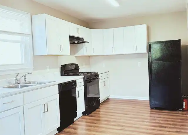Property at 33 Elmwood Ave Unit 2, Bloomfield, NJ, 07003, 2 beds, 1 bath, [object Object]