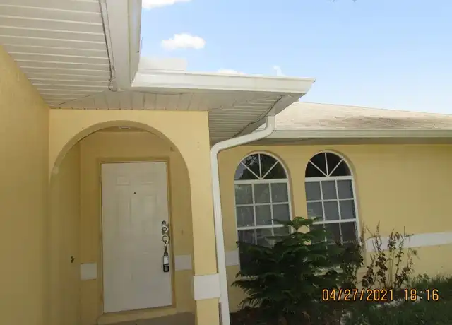 Property at 2233 NE 5th St, Cape Coral, FL, 33909, 3 beds, 2 baths, [object Object]