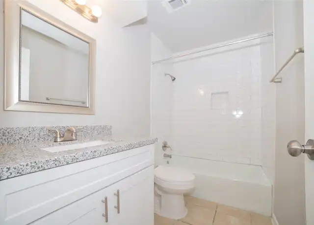 Property at 2010 N Travis St Unit 116, Liberty, TX, 77575, 2 beds, 1 bath, [object Object]