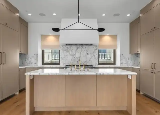 Property at 505 Bayview Dr, Manhattan Beach, CA, 90266, 4 beds, 3.5 baths, [object Object]