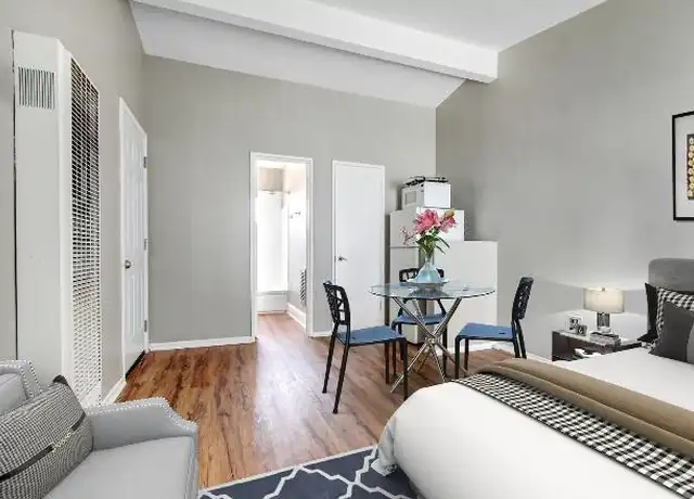 Property at 237 4th Ave, Venice, CA, 90291, 1 bed, 1 bath, [object Object]