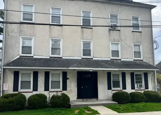Property at 11 New St Unit 1, Newark, DE, 19711, 3 beds, 2 baths, [object Object]