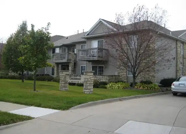 Property at 1000 Westside Dr, Iowa City, IA, 52246, 2 beds, 1 bath, [object Object]