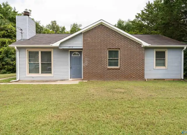 Property at 1912 Mangum Dr NW, Huntsville, AL, 35806, 3 beds, 1 bath, [object Object]