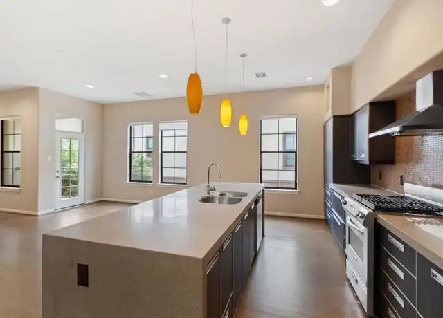 Property at 3943 Gibson St, Houston, TX, 77007, 4 beds, 3.5 baths, [object Object]