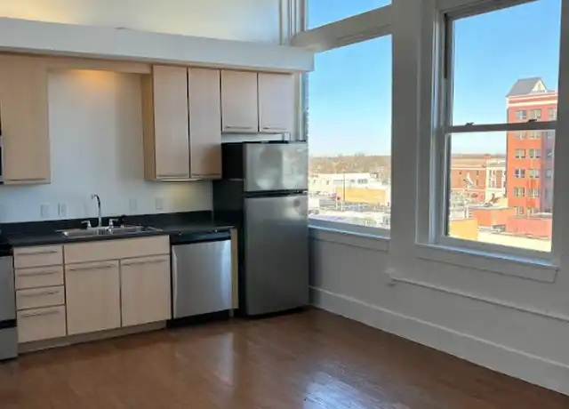 Property at 501 S Main St Unit 303, Joplin, MO, 64801, 1 bed, 1 bath, [object Object]
