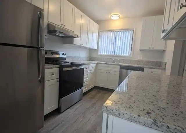 Property at 3235 SE 1st St Unit 377-19, Gresham, OR, 97080, 2 beds, 1 bath, [object Object]