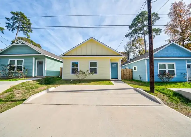 Property at 833 Omeara, Montgomery, TX, 77316, 3 beds, 2 baths, [object Object]