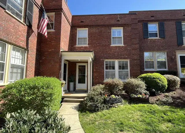 Property at 1201 S Barton St #179, Arlington, VA, 22204, 2 beds, 1 bath, [object Object]