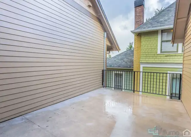 Property at 617 Monroe St Unit 103, Oregon City, OR, 97045, 1 bed, 1 bath, [object Object]
