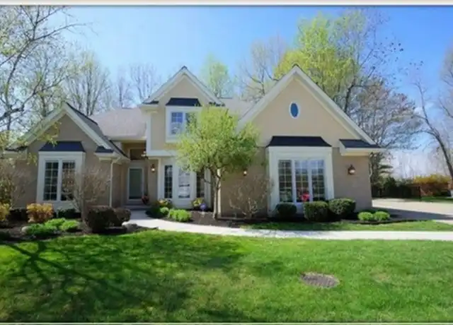 Property at 62 Pinelake Dr, Buffalo, NY, 14221, 4 beds, 2.5 baths, [object Object]