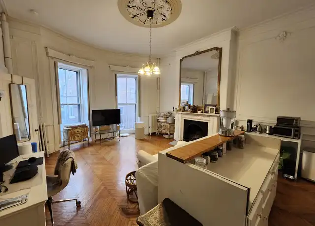 Property at 2 Joy St Unit 4, Boston, MA, 02108, 1 bed, 1 bath, [object Object]