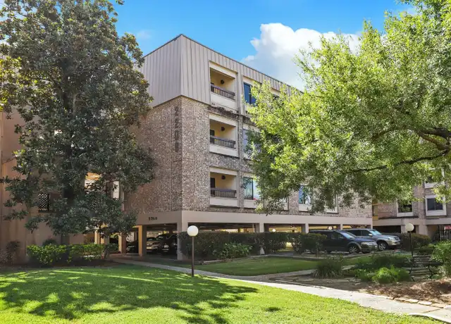 Property at 2209 S Braeswood Blvd Unit 33E, Houston, TX, 77030, 2 beds, 1 bath, [object Object]