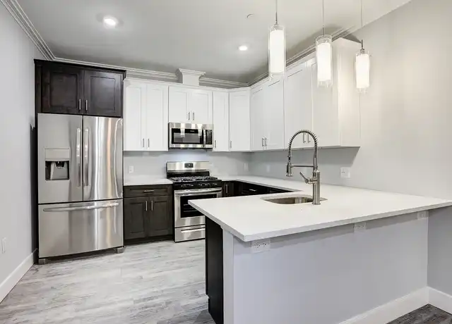 Property at Knox at 100 Polk - 100 Polk St, Newark, NJ, 07105, 2 beds, 2 baths, [object Object]