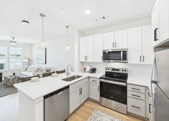 Property at Yardley Flats - 215 Florida St, Knoxville, TN, 37915, 0-2 beds, 1-2 bath, [object Object]