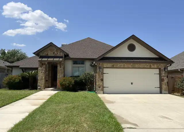 Property at 105 N Jewels Dr, La Vernia, TX, 78121, 3 beds, 2 baths, [object Object]