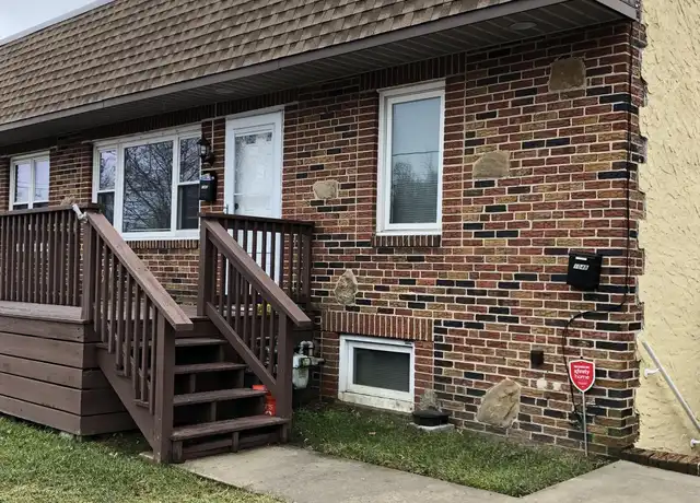 Property at 104A Valley Rd, Wilmington, DE, 19804, 2 beds, 1 bath, [object Object]